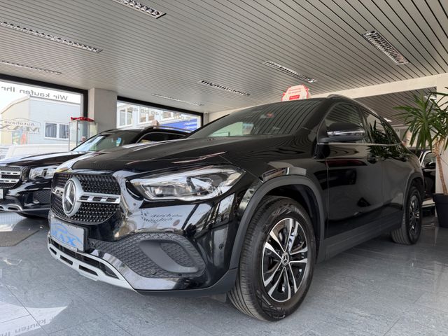 Mercedes-Benz GLA 200 d 8G-DCT/LED/NAVI/KAMERA/Ambient-Licht!