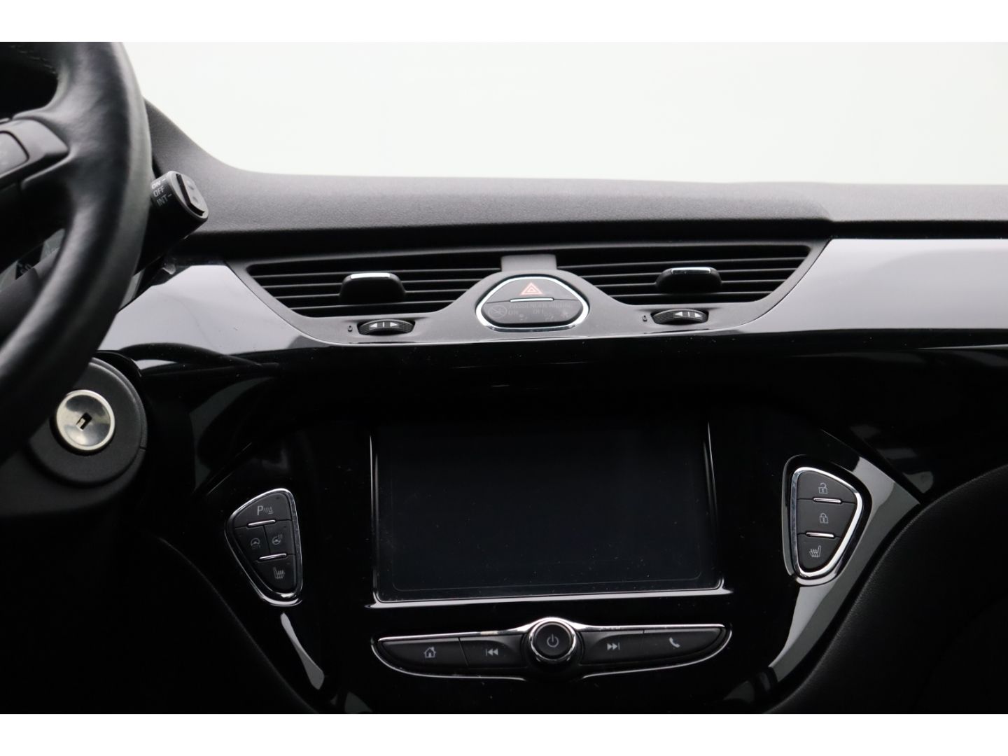 Fahrzeugabbildung Opel Corsa E 1.4 120 Jahre SHZ AppleCP