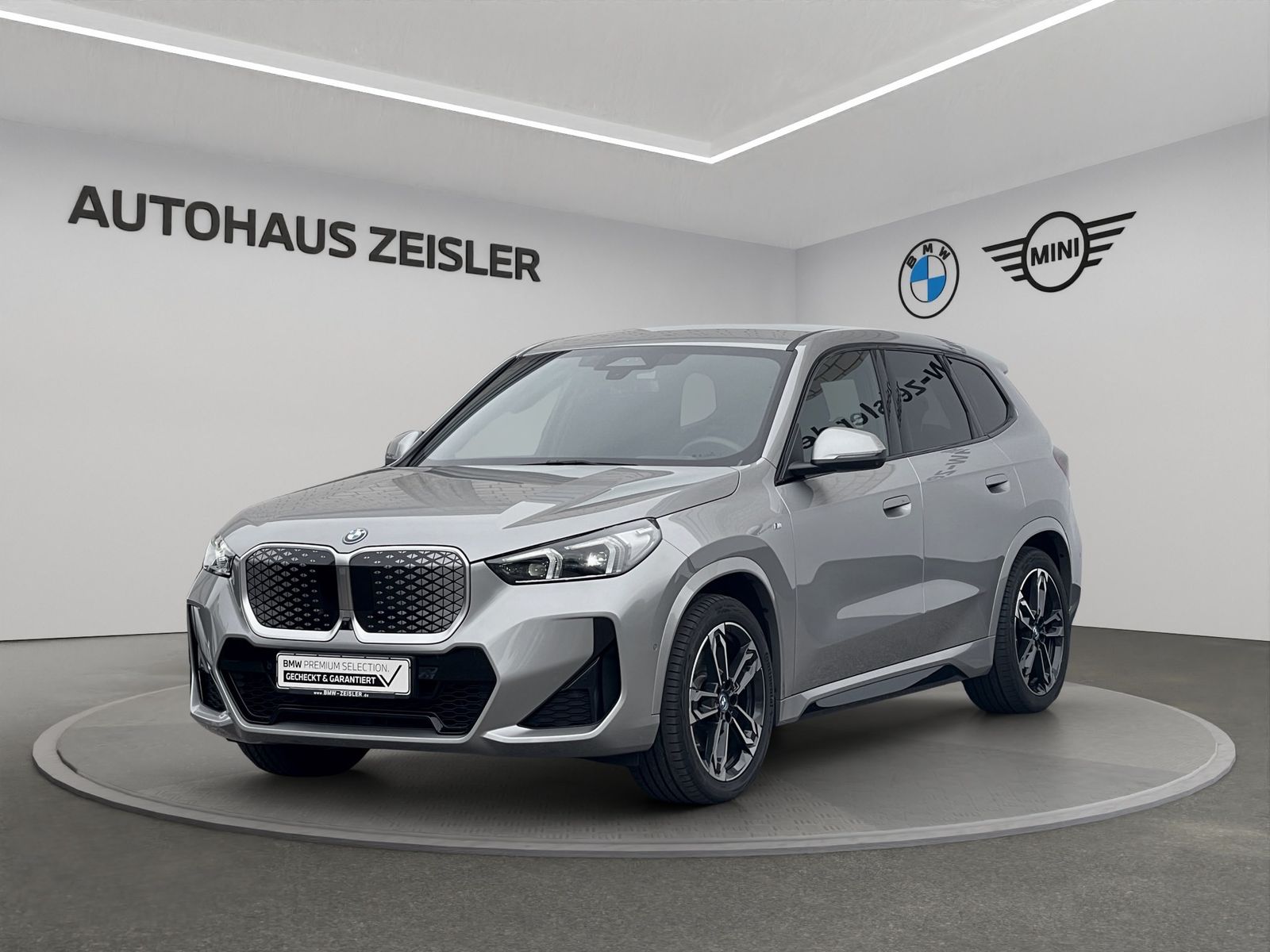BMW iX1 xDrive30 °17tkm° M SPORTPAKET Head-Up AHK 36 foto 1