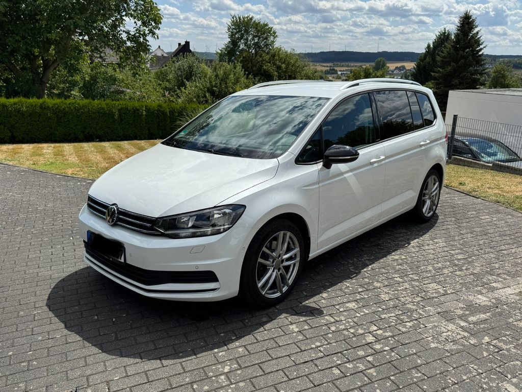 Image of Volkswagen Touran