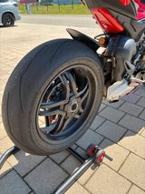 Ducati Panigale V4 S 2024 | Carbon Felgen | Garantie  - Offers matching your search criteria
