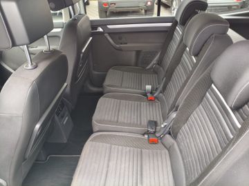 Volkswagen Touran - 3