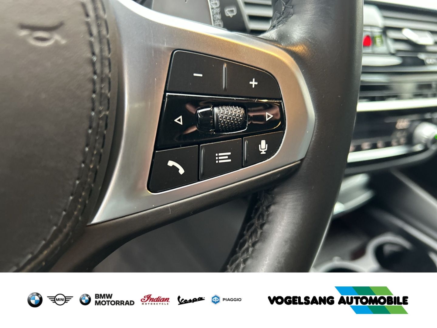 Fahrzeugabbildung BMW 540 i xDrive Touring M Sport Park-Assistent Head