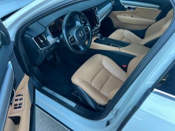 Volvo V90 - 9