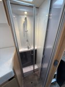 Sunlight T 68 5 Personen Fahrzeug + Automatik