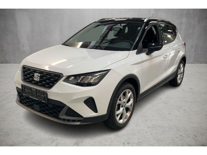 Fahrzeugabbildung SEAT Arona FR TSI DSG *Cam*LED*PDC*Sitzhzg*ACC*APP*