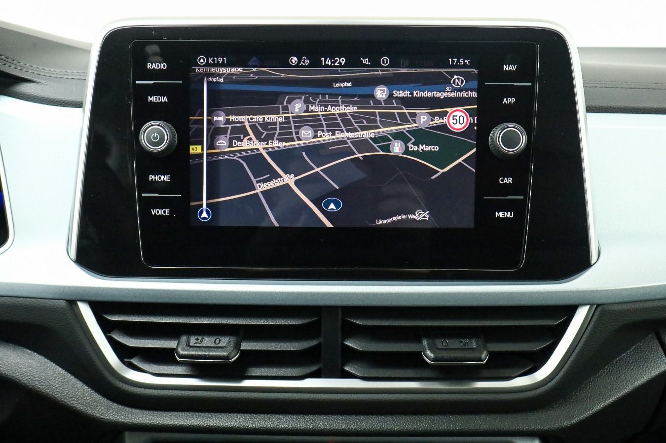 Volkswagen T-Roc - Bild 16