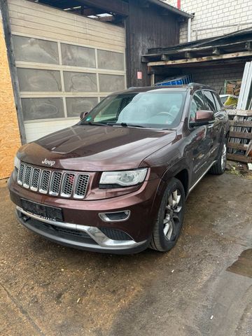 Jeep Grand Cherokee Summit neues Model pan...