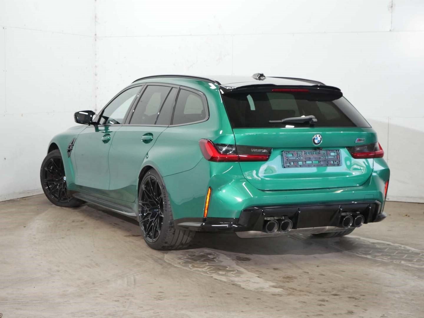 BMW M3 Competition Tour xDrive DA h&k Ad-Led PA Key foto 3