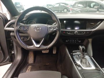 Opel Insignia - 8