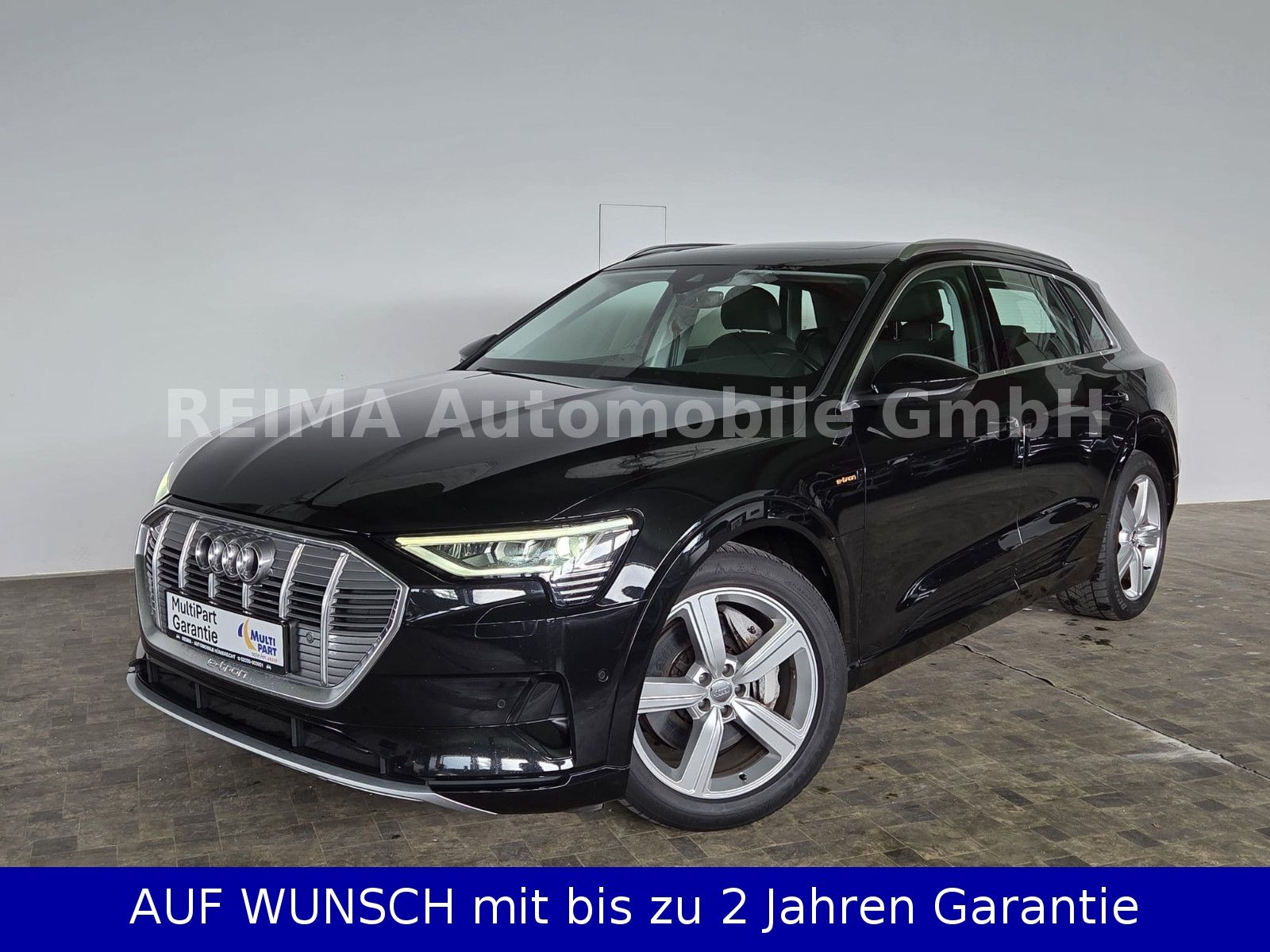 Fahrzeugabbildung Audi e-tron 50 quattro advanced, Pano, SOH 93,7%