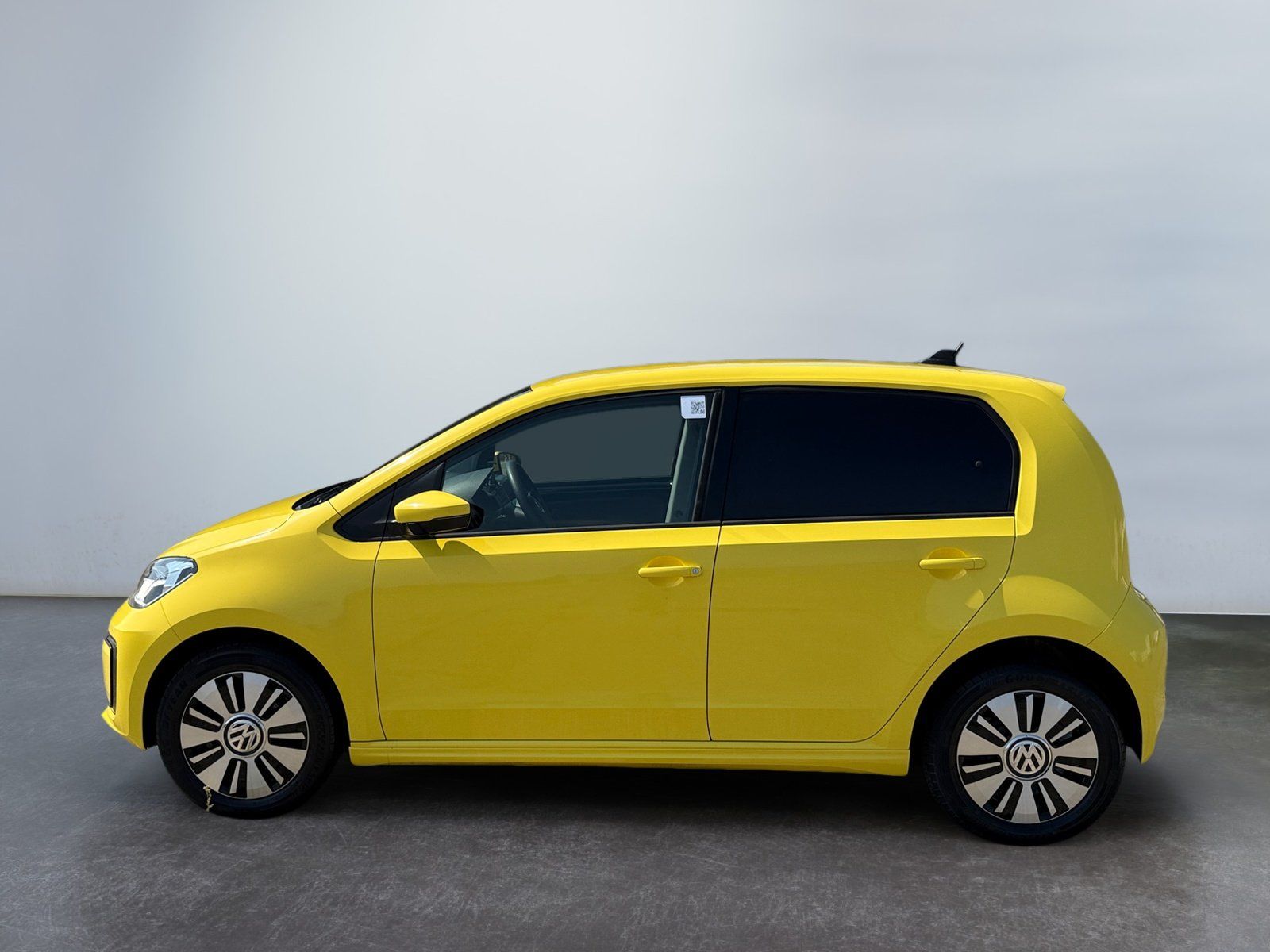 Volkswagen e-up! move up! Rückfahrkamera + PDC-hinten imagem 3