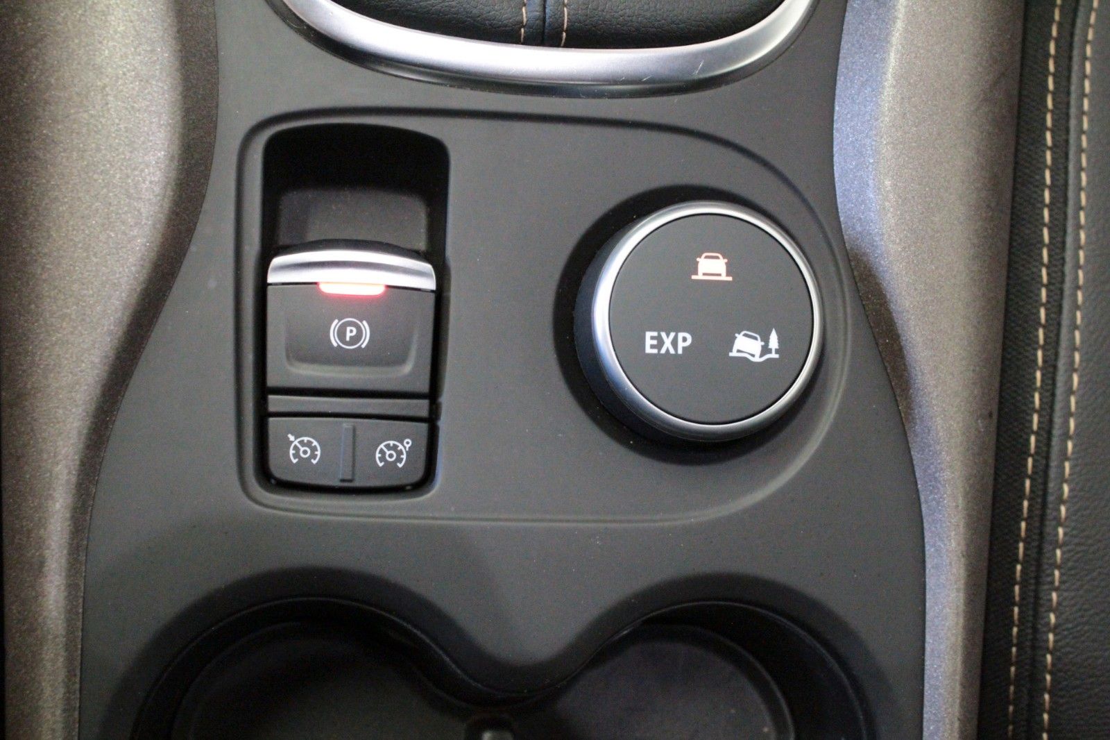 Fahrzeugabbildung Renault Kadjar ENERGY dCi 130 XMOD*R-Link*Sitzhzg*