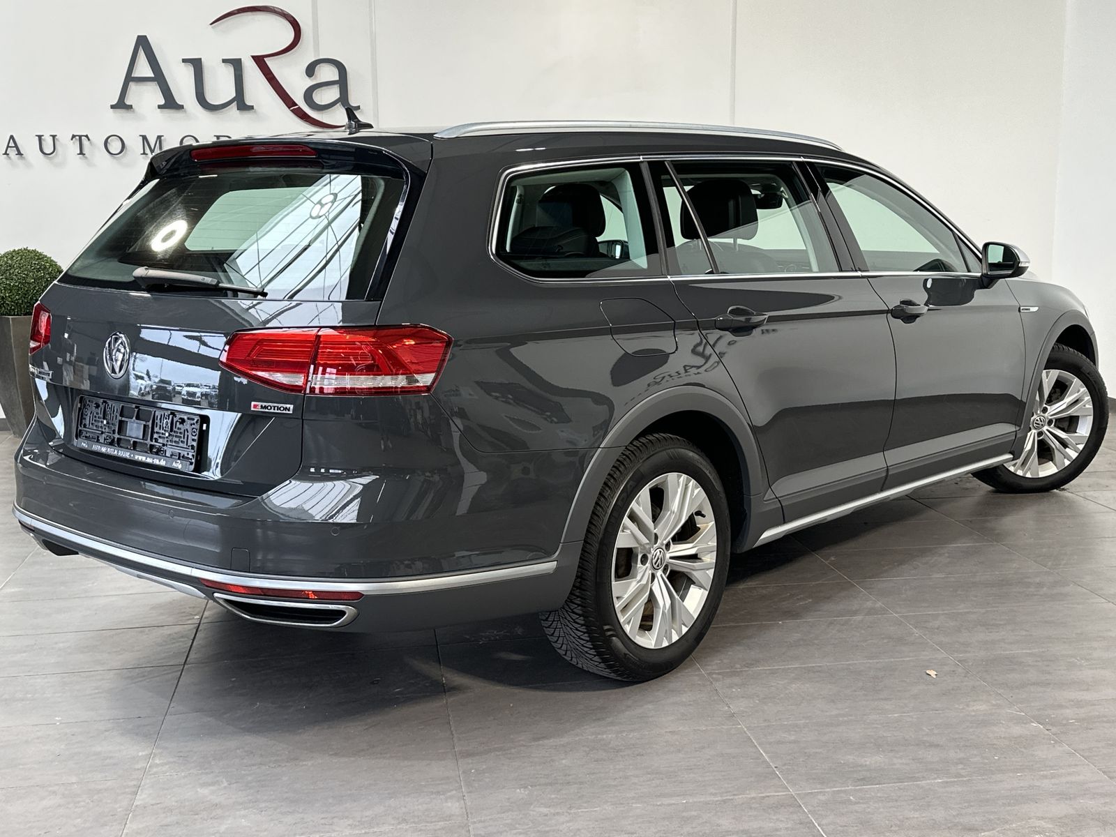 Fahrzeugabbildung Volkswagen Passat Alltrack 2.0 TSI DSG NAV+SHZ+ACC+KAMERA+2