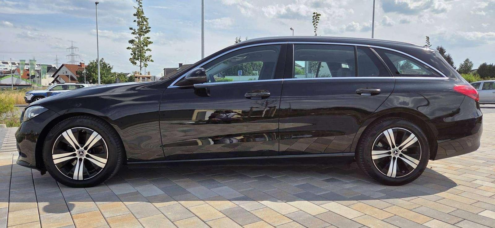 Mercedes-Benz C-Class LED / Navi Prem / Kamera / 64 Ambiente / S, миниатюра 3