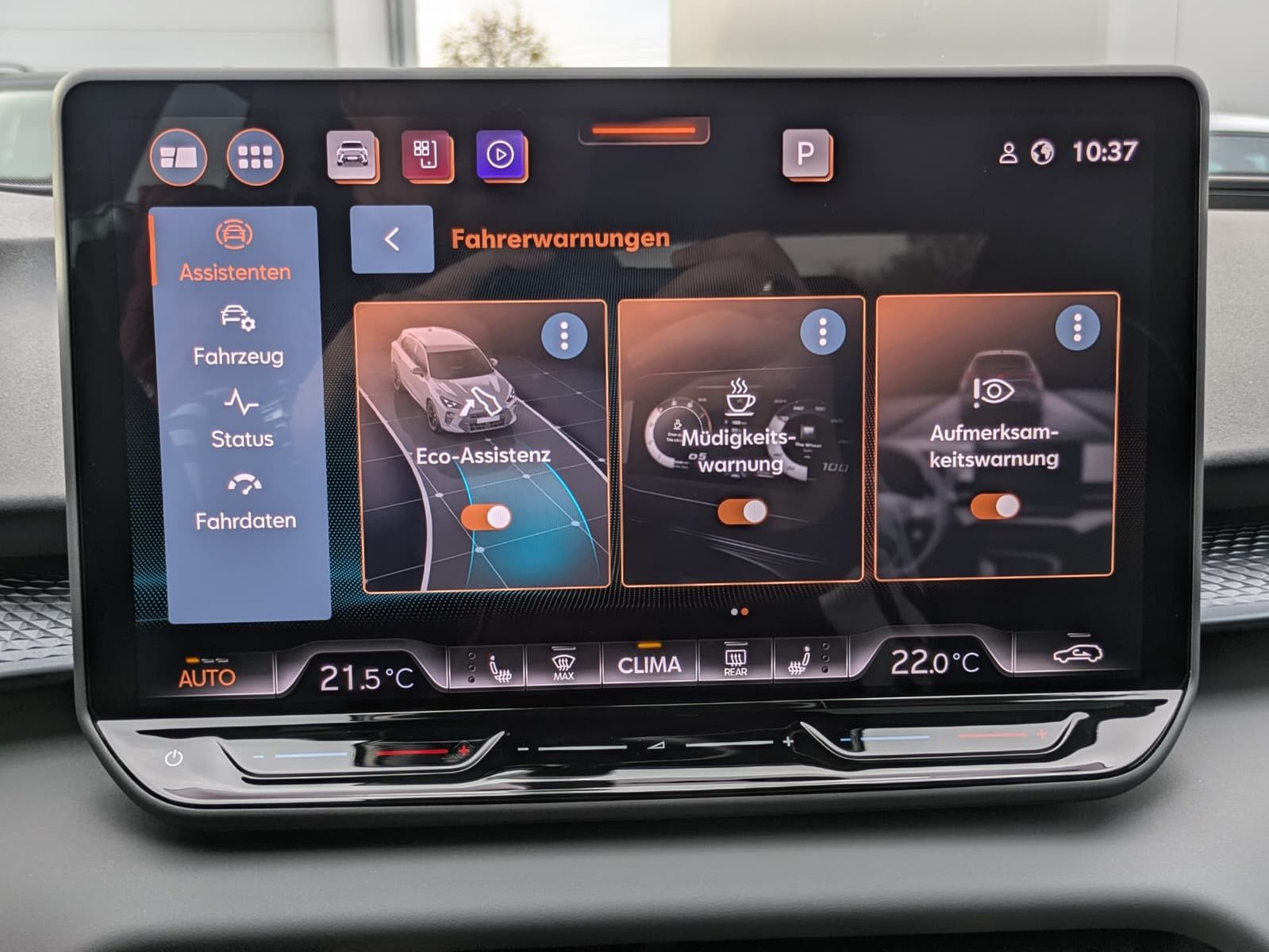 Fahrzeugabbildung CUPRA Terramar 2.0 TSI 4D VZ HUD*MATRIX*PANO*DCC*20"