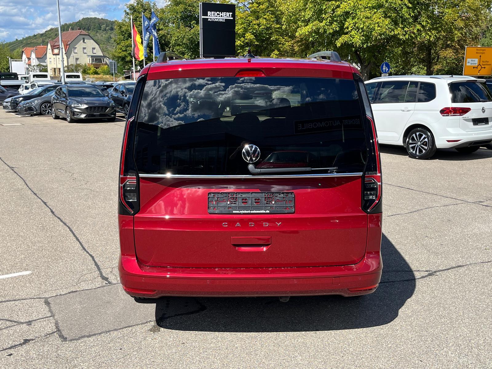 Volkswagen Caddy Maxi Style DSG 7-Sitzer - AHK