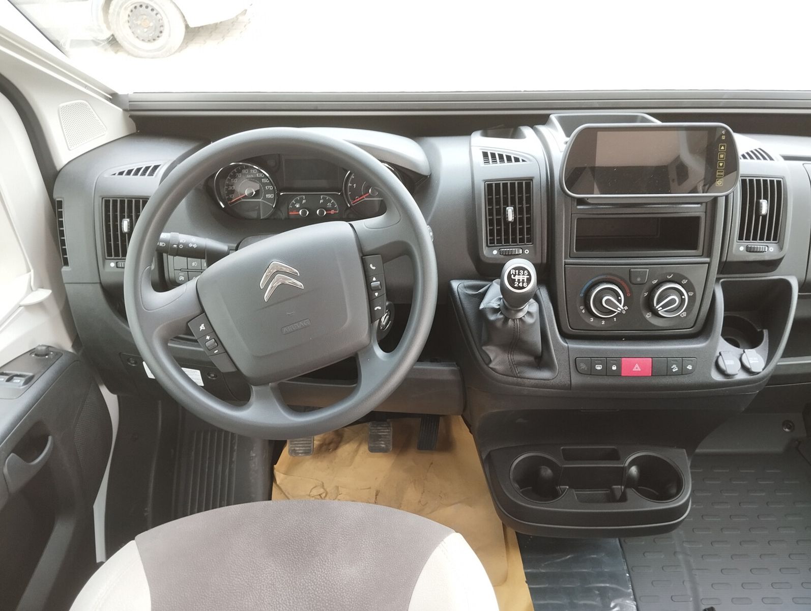 Fahrzeugabbildung Forster T FT669EB 6860,- EUR Sondernachlass / 3,65t