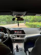BMW 320i M Sport Automatik M Sport - BMW 320 von privat