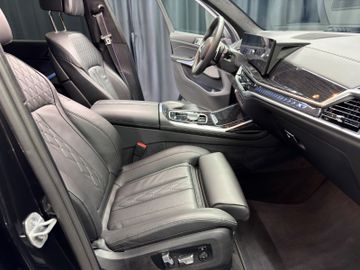 BMW X7 - 10