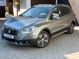 Suzuki (SX4) S-Cross*4x4*Pano*AHK*LED*Tüv-Neu*Insp-Neu - Suzuki (SX4) S-Cross