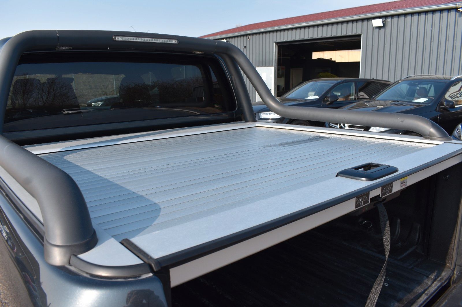 Fahrzeugabbildung Volkswagen Amarok Dark Label 3.0 DoubleCab 4Motion Kamera