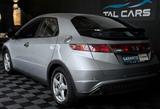 Honda CIVIC* 1.8* SPORT*ATKM*1HAND*TÜVNEU*NAVI/KAMERA* - Honda Civic aus 2007 mit Benzin-Antrieb