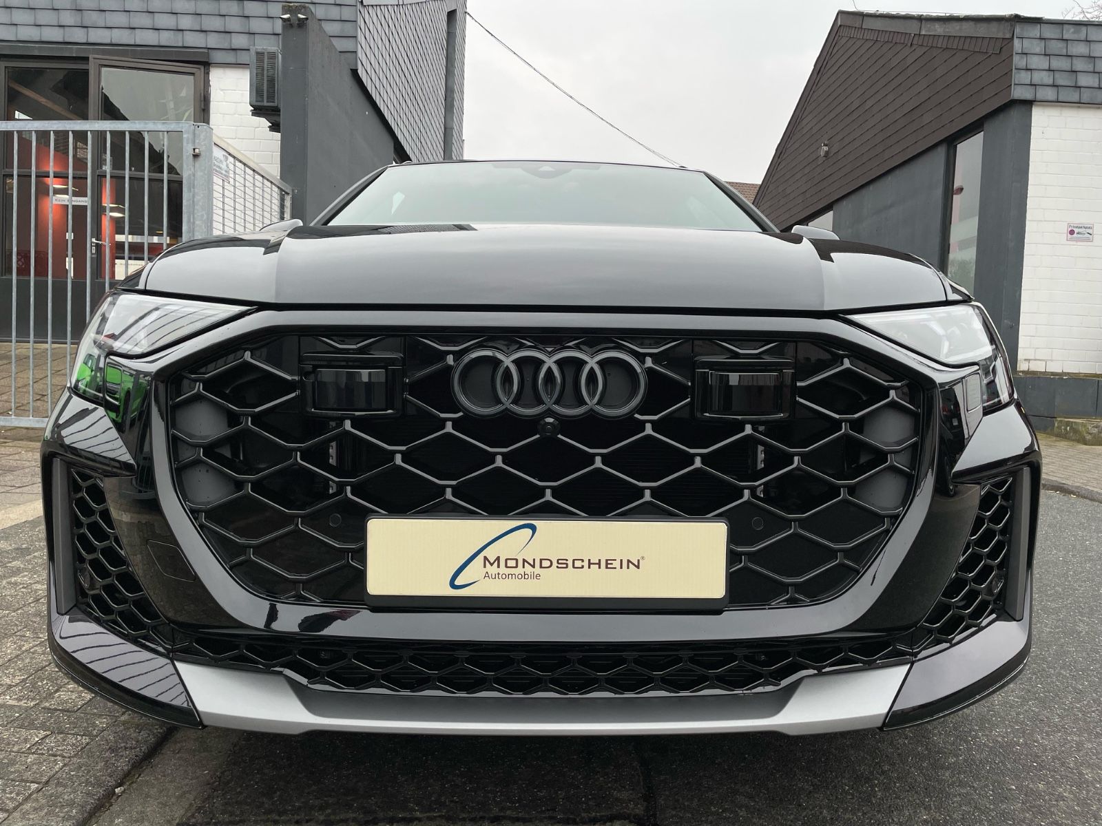 Fahrzeugabbildung Audi RSQ8 Performance Facelift |Keramik|305|Designpak