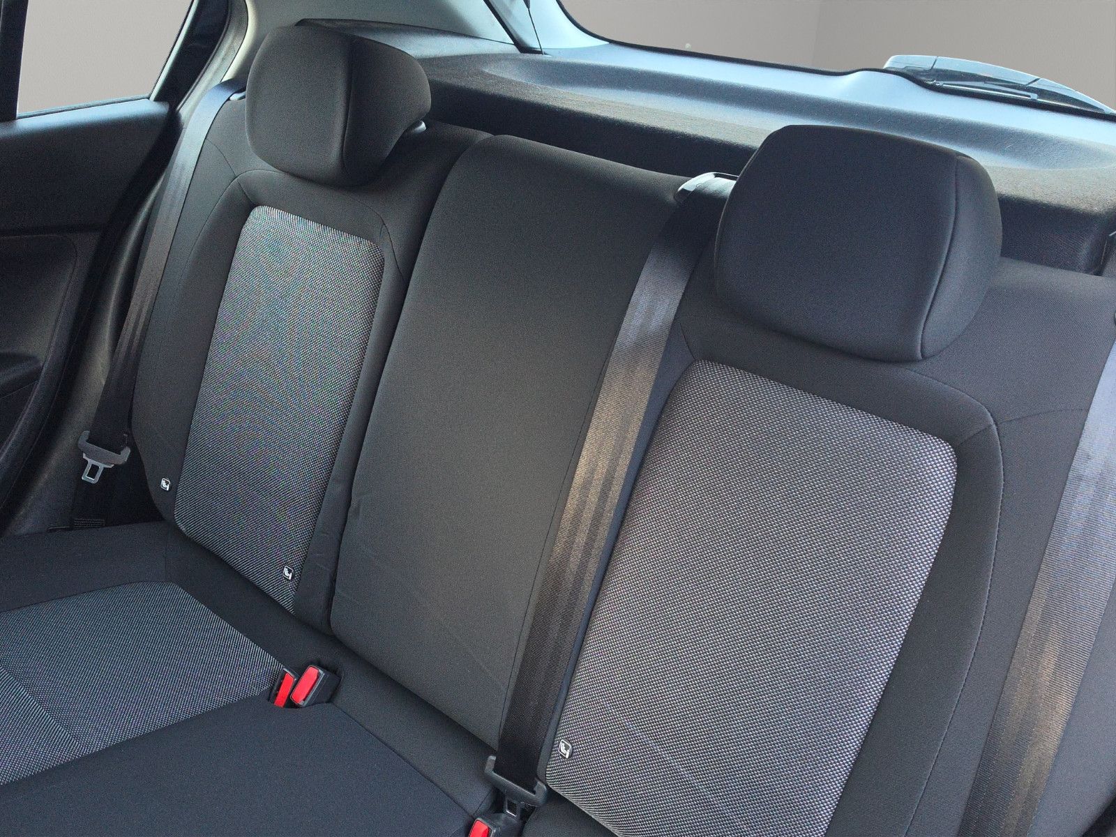 Fahrzeugabbildung Fiat Tipo Street NAVI SHZ PDC