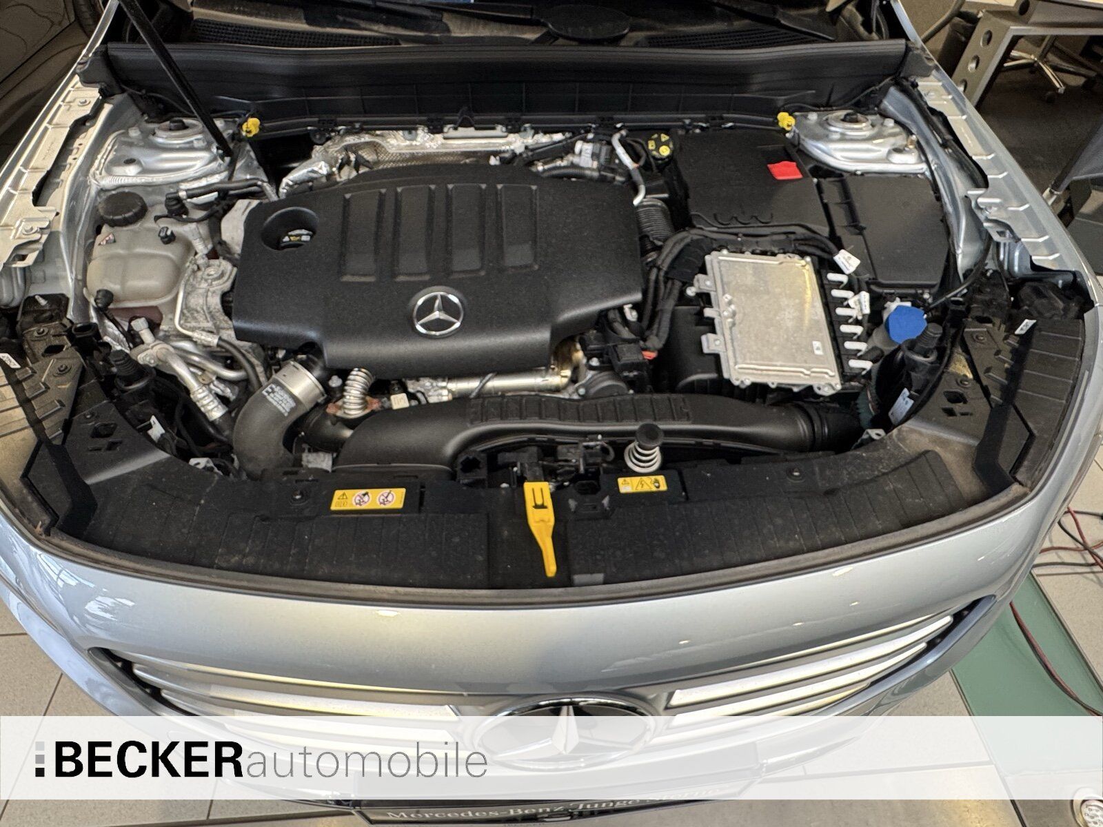Mercedes-Benz GLB 200 d ADVANCED 7 Sitze AHK BURMESTER DISTRO foto 17