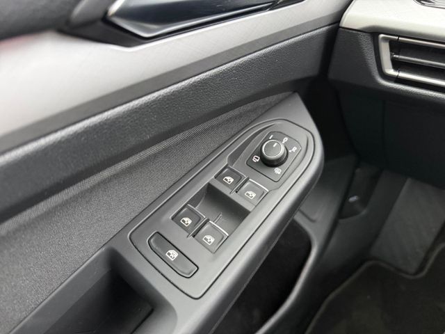 Golf Variant 8 VIII Life 2.0 TDI Navi HarmanKard