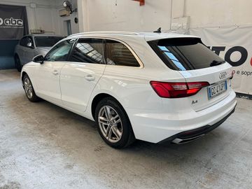 Audi A4 - 4