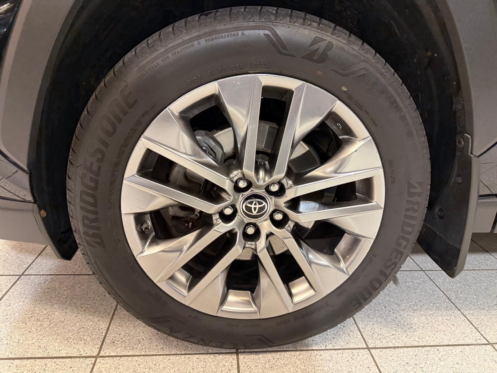 Toyota RAV 4 EXECUTIVE-4x4-LED-LEDER-19 ZOLL-29.890 foto 5