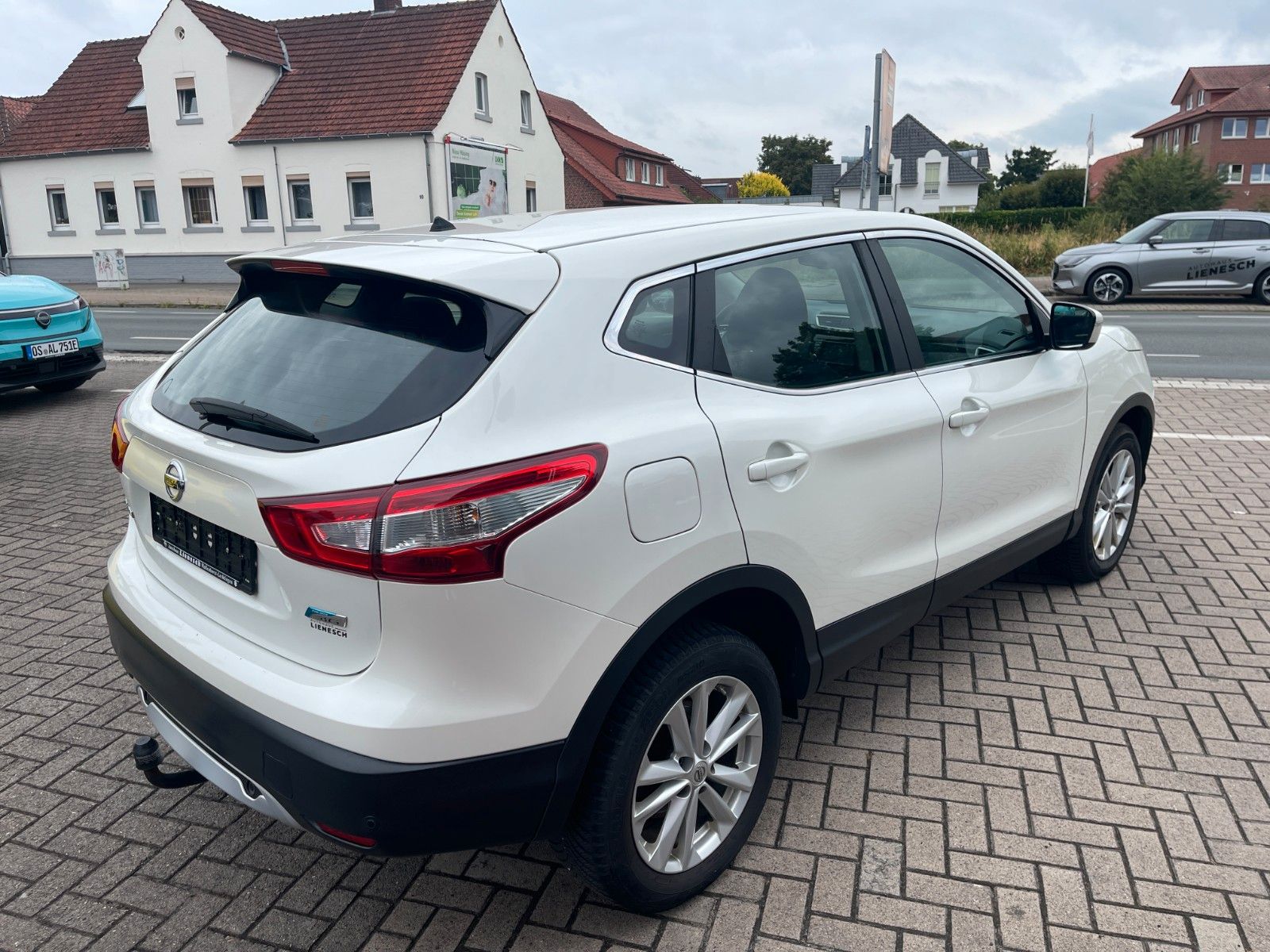 Fahrzeugabbildung Nissan Qashqai 1.6 dCi DPF Acenta AHK Kamera