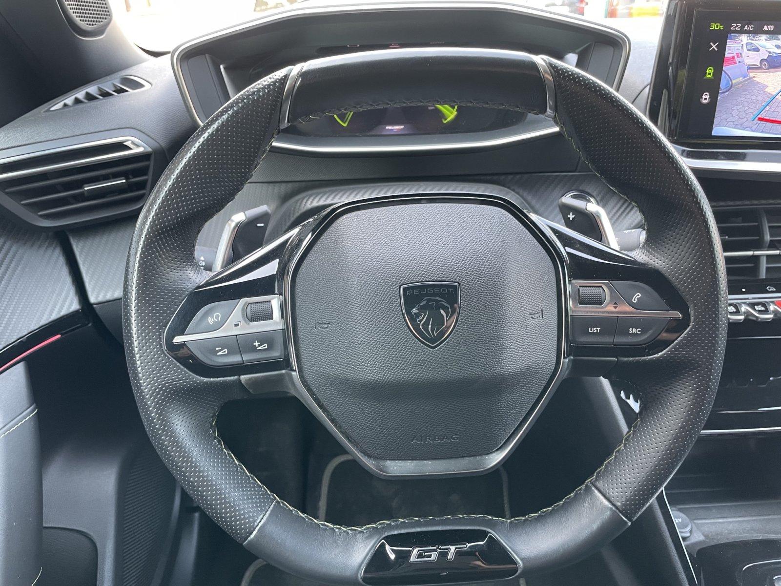 Peugeot 2008 PureTech 130 EAT8 GT SHZ / RFK
