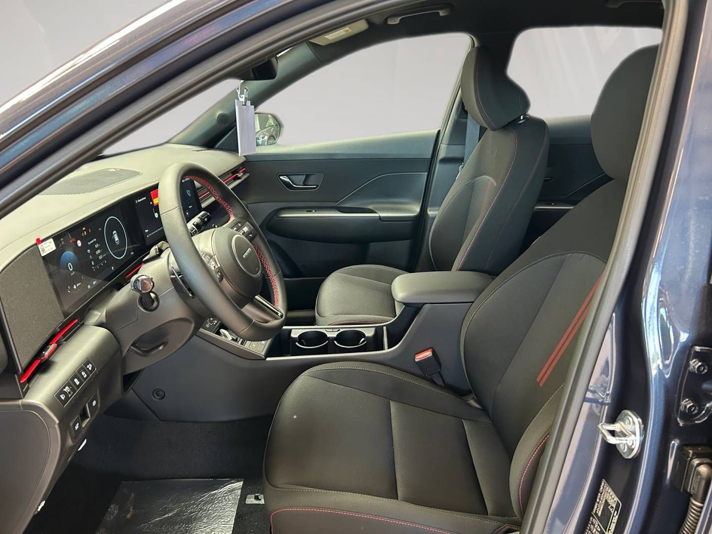 Fahrzeugabbildung Hyundai KONA (MY27) 1.6 T-GDI(150 PS) DCT N Line Elektr.