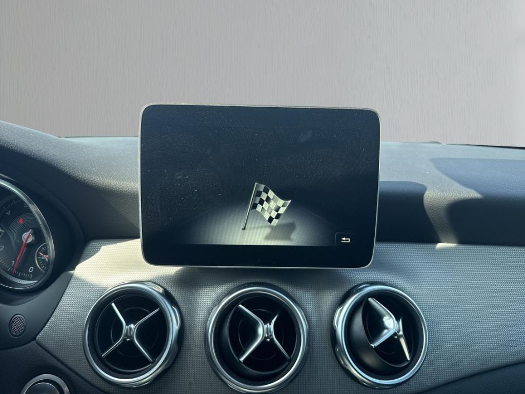 Mercedes-Benz GLA Urban AHK NAV SHZ TEMP RFK LED PDCv+h, миниатюра 16