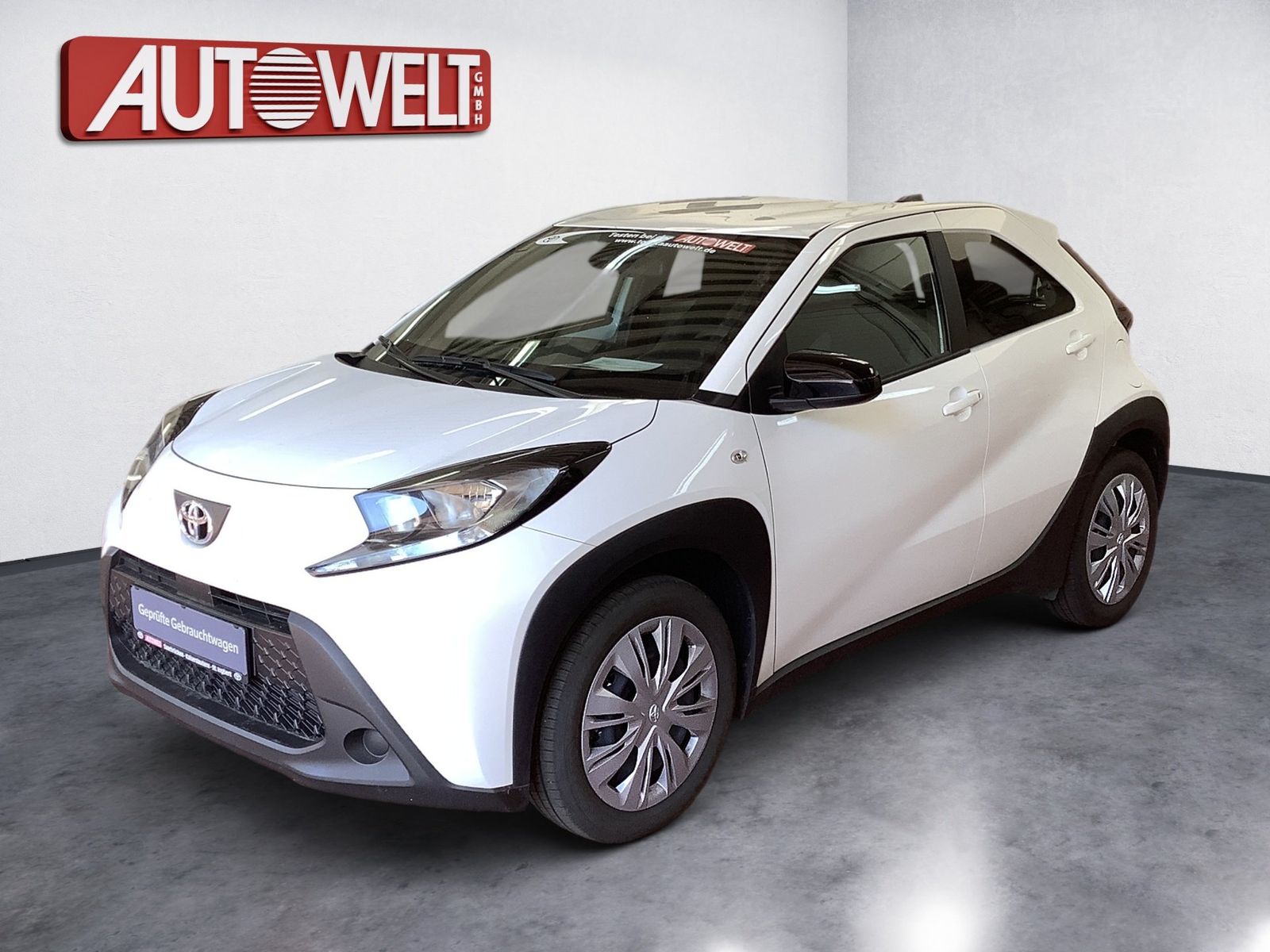 Fahrzeugabbildung Toyota Aygo X 1.0 Business Edition Navi,SHZ,SoundSys,AC