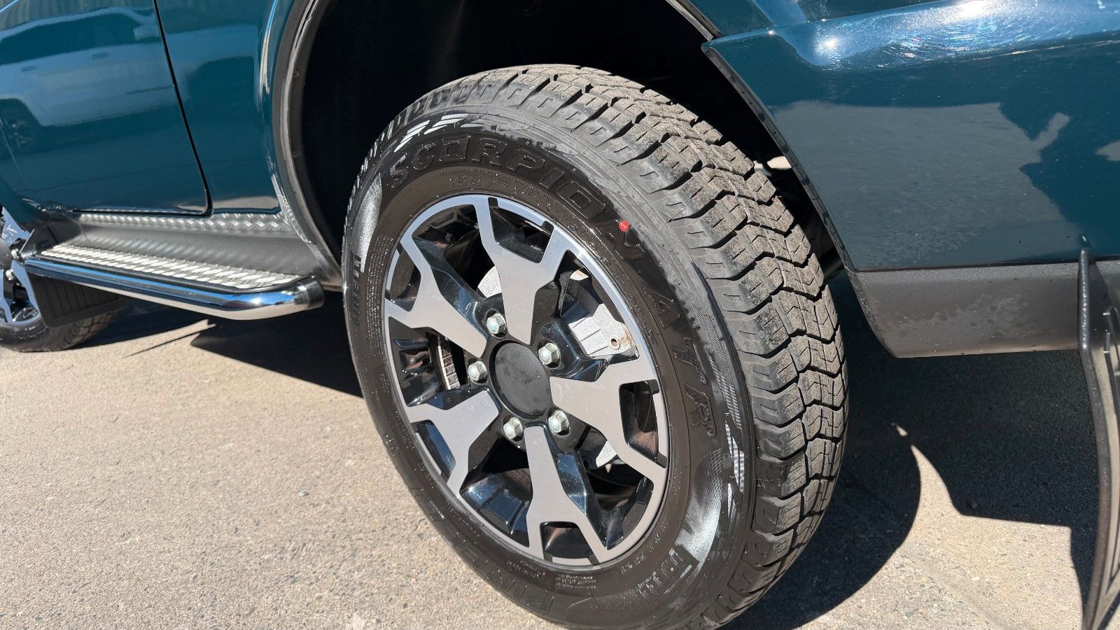 Fahrzeugabbildung Lada URBAN (NIVA) / KLIMA! STANDHEIZ.! el. FH.!...