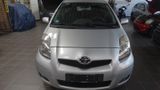 Toyota Yaris Life - Toyota Yaris mit Benzin-Antrieb: Kleinwagen, Automatik
