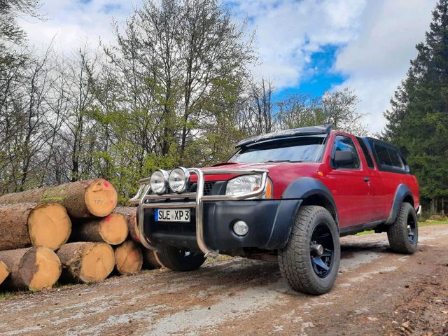 Nissan navara pickup D22