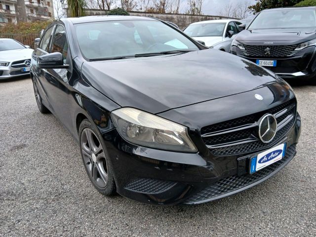 Mercedes-Benz Mercedes-benz A 180 CDI BlueEFFICIENCY Automatic