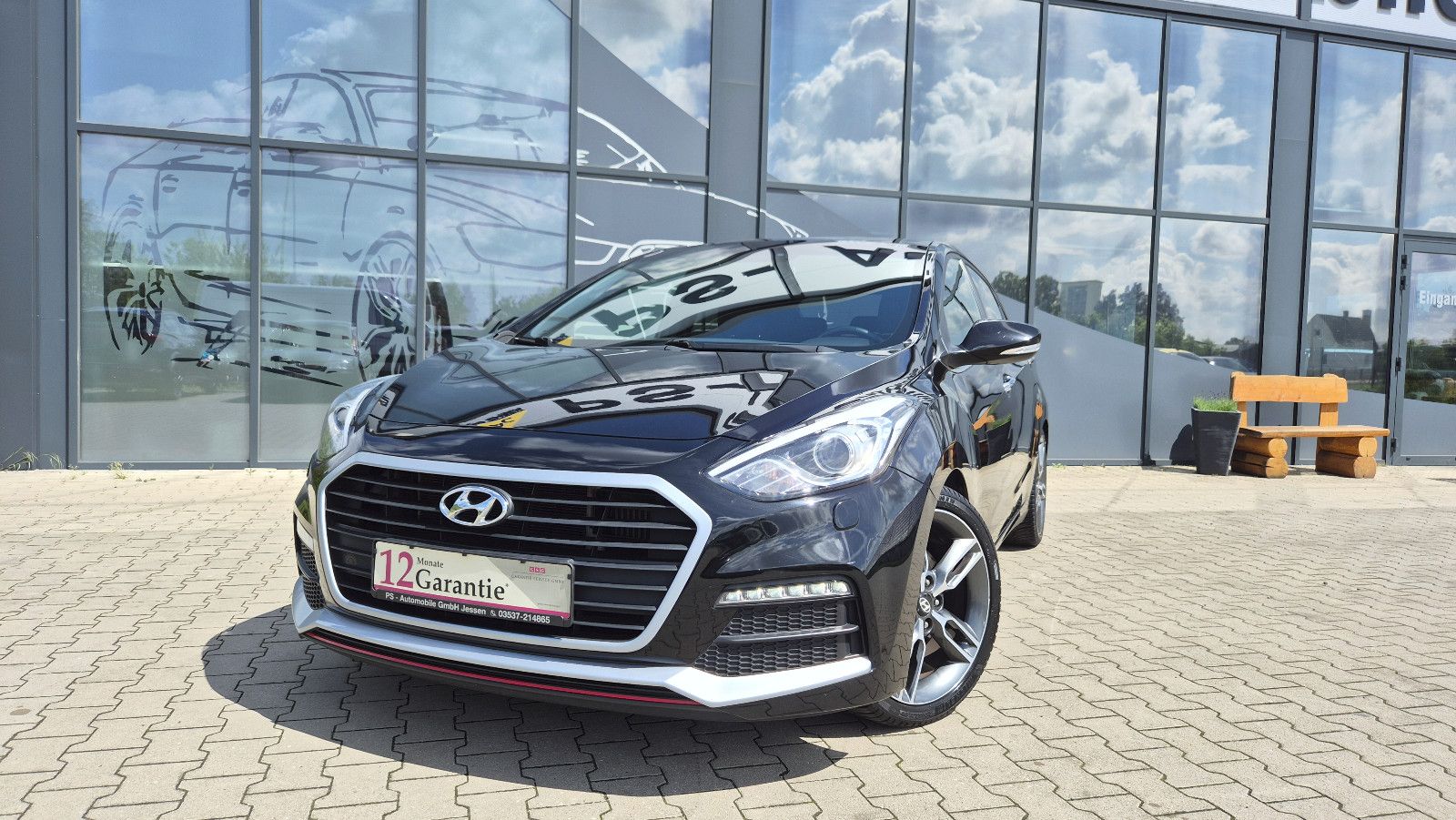 HYUNDAI i30