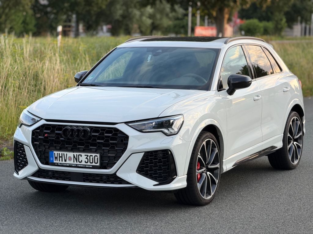 Image of Audi RSQ3