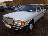 Mercedes-Benz 200 D W123 Minimalausstattung - Mercedes-Benz 200: D W123