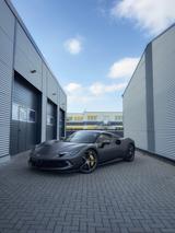 Ferrari 296 GTB - graue Ferrari 296 GTB