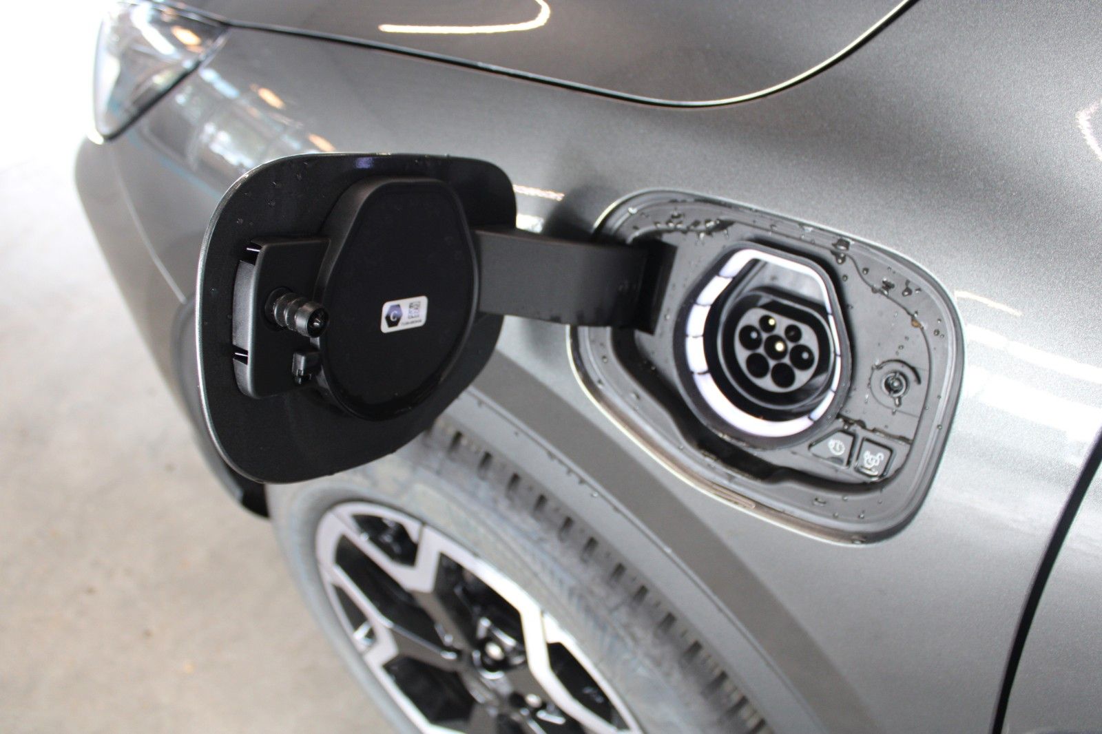 Fahrzeugabbildung Ford Kuga PHEV ACTIVE NAVI Kamera Winter Paket