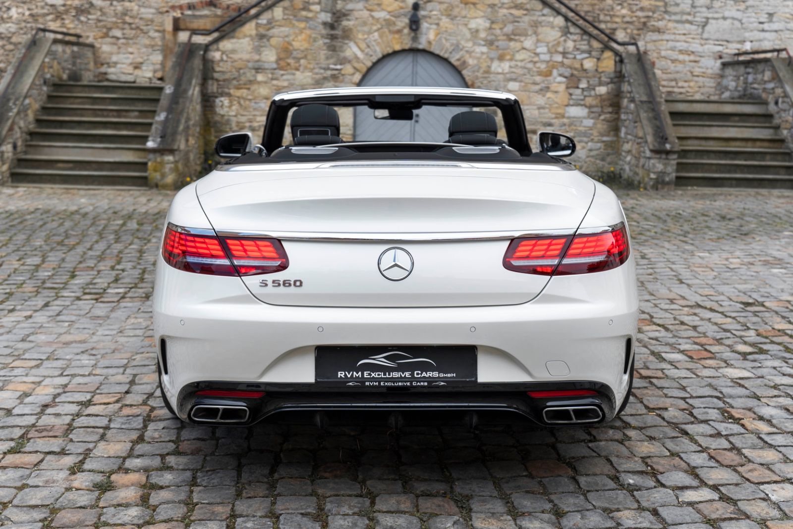 Fahrzeugabbildung Mercedes-Benz S 560 CABRIOLET BURMESTER 360° ACC MASSAGE LED