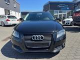 Audi A3 1.6 Attraction/Klimaautomatik/SHZ/ - Audi A3 mit Benzin-Antrieb: 1.6