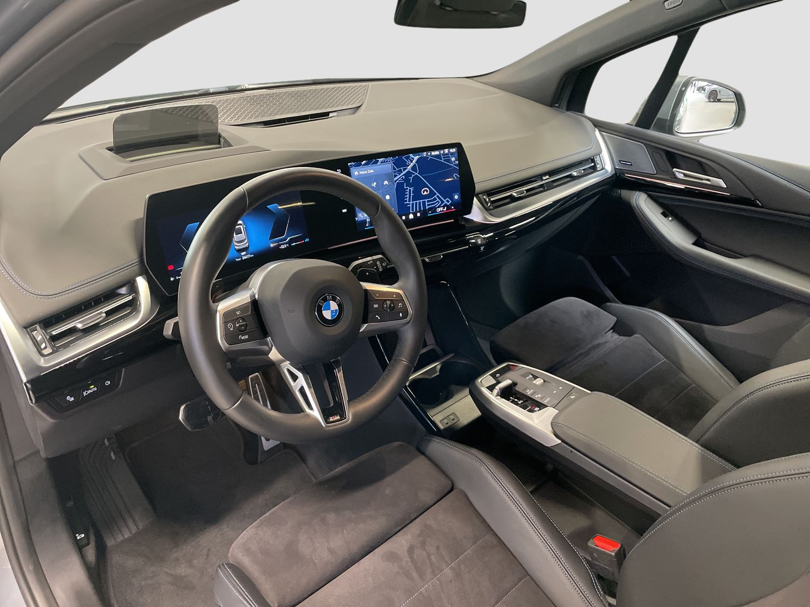 BMW 223 Active Tourer - Bild 10